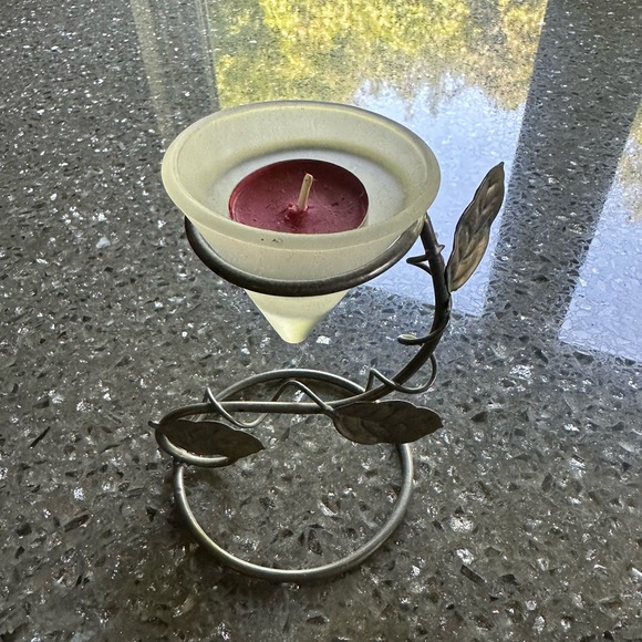 Pewter candle holder - Picture 1 of 3